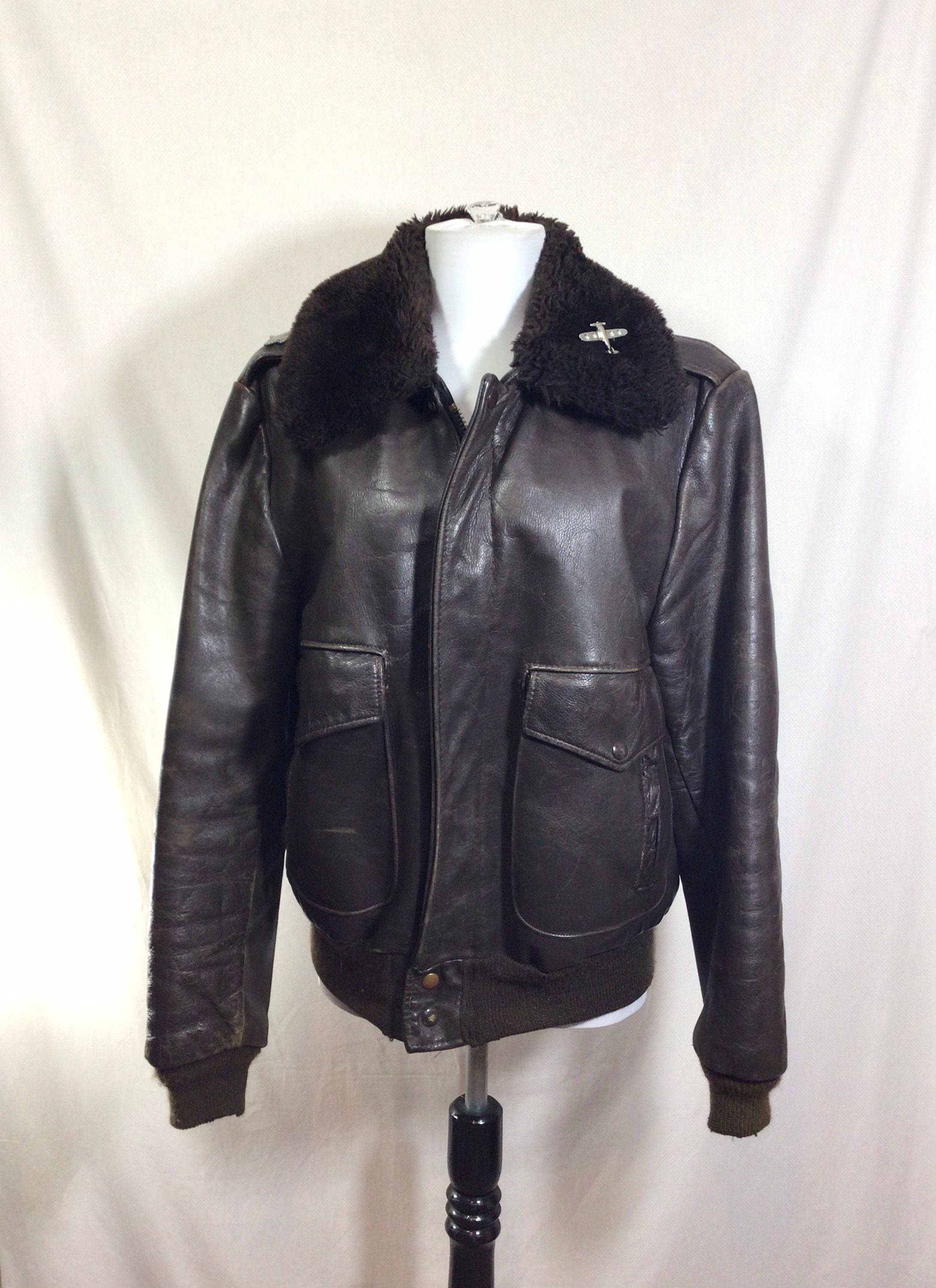 1960s Brown Leather Pilot’s Bomber Jacket with Aviation Pin! Size XS/S