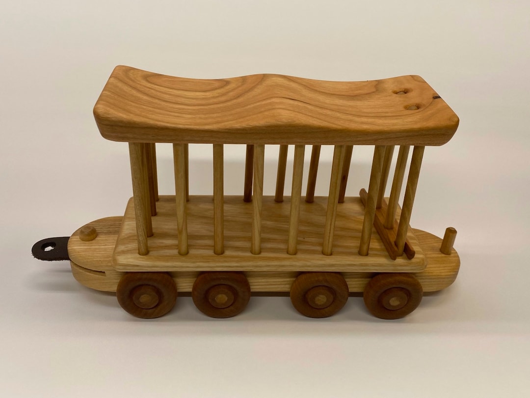 Circus Train Car Toy for Animals Choo Choo Train Circus Car Wooden