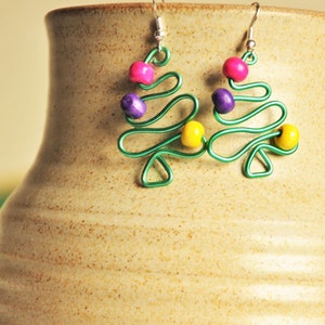 Christmas Earrings, Xmas tree jewelry, Stocking filler, Stocking stuffer, Green Wire earring, Novelty earring, Festive jewelry, Secret santa image 5