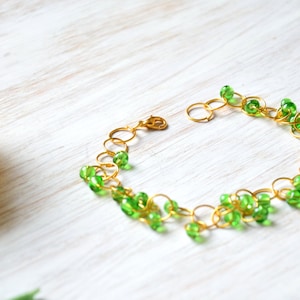 Green Bead Bracelet, Glass bead jewellery, Classic jewelry, Grandma gift, Mother daughter gift, Bridesmaid gift, Bronze anniversary, UK image 4
