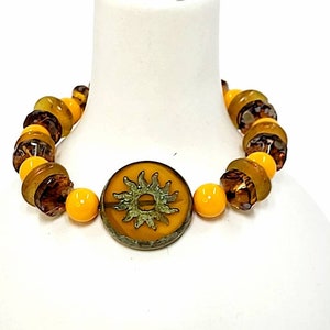 Gold Beaded Stretch Bracelet, Czech Glass Sun Boho Bracelet, Everyday Czech Glass Bracelet, Simple Beaded Czech Glass Bracelet