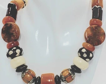 COLORFUL BLING Chunky Wooden Bead Statement Necklace - Boho Tribal Collar Choker For Women