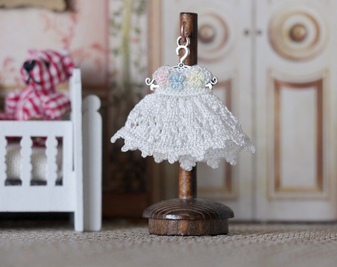 Dollhouse miniature clothing to mini dolls. by Creativhook on Etsy