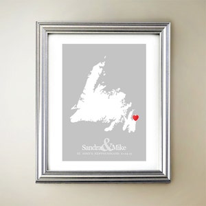 Newfoundland aangepaste verticale hartkaartkunst - gepersonaliseerde namen, huwelijkscadeau, verloving, jubileumdatum