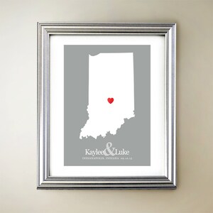 Indiana aangepaste verticale hartkaartkunst - gepersonaliseerde namen, huwelijkscadeau, verloving, verjaardag