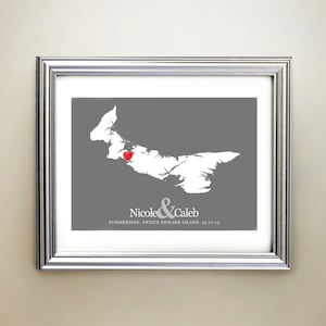 Art horizontal personnalisé de carte de coeur de l'Île-du-Prince-Édouard - Prénoms personnalisés, cadeau de mariage, fiançailles, date d'anniversaire