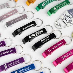 100pcs Cheap engraved bottle opener keychain key rings wedding favours birthday party school reunion gifts favors