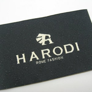 高密度衣類ラベル、HD織り衣類ラベル、Tシャツ、ジャケット、帽子、ズボン、衣類用のHD品質織りラベル