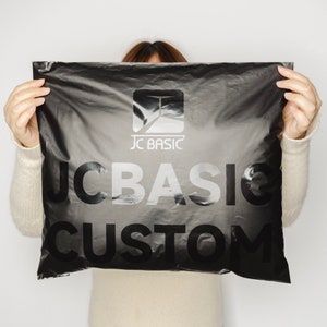 50-1000 sobres de polietileno personalizados en negro mate con logotipo brillante, bolsa de envío personalizada con logotipo de un color, bolsa de envío mate personalizada