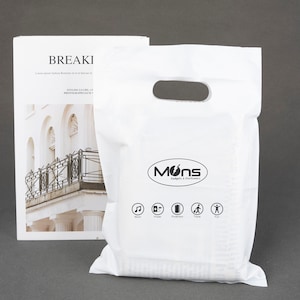 Bolsa de compras de plástico negro personalizada de 50-1000 piezas, bolsa de boutique personalizada, bolsa de ropa de alta calidad con su logotipo, bolsa de mano de plástico con su logotipo