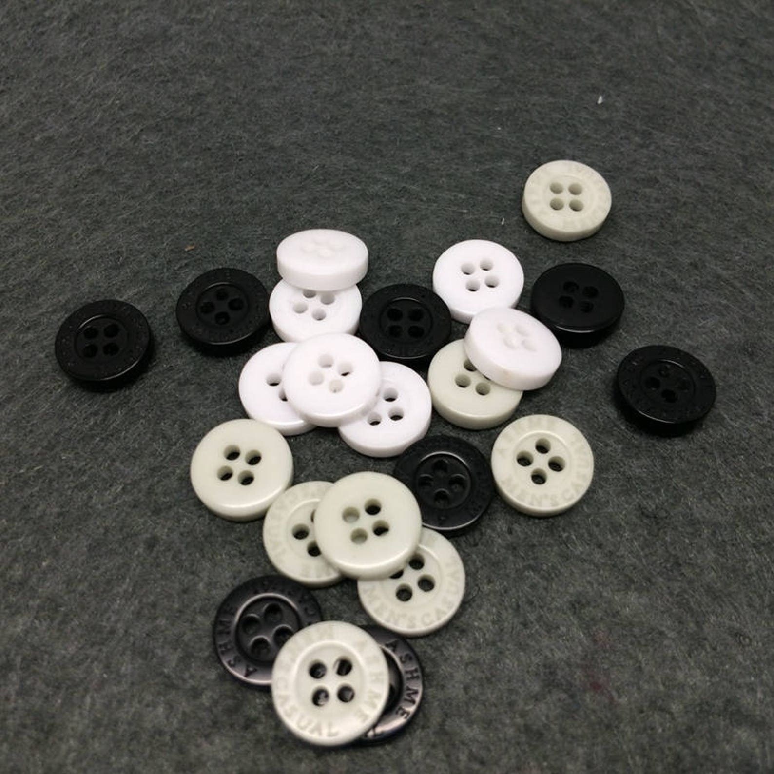 3000 Round 4 Hole Buttons Sewing Buttons 4 Hole Buttons Etsy