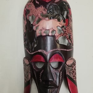 African mask from Kenya