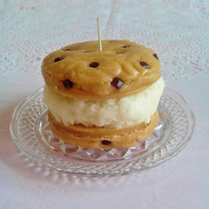 Chocolate Chip Cookie Ice Cream Sandwich Candle ©