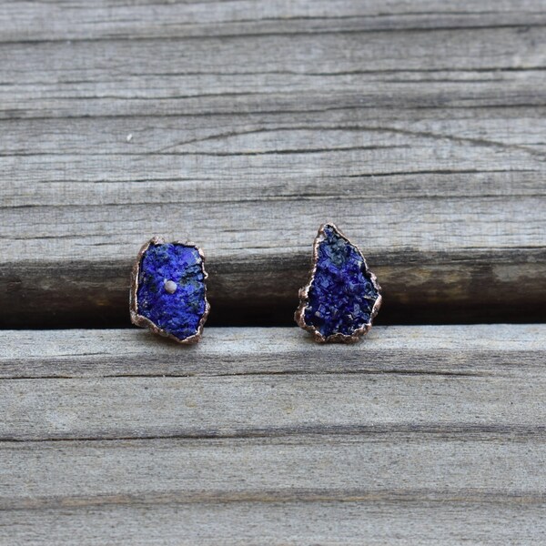 Raw Azurite Stud Earrings. Uncut, rare, rough blue Azurite post back Electroformed earrings; unique, boho, gift, Dark blue rough crystal