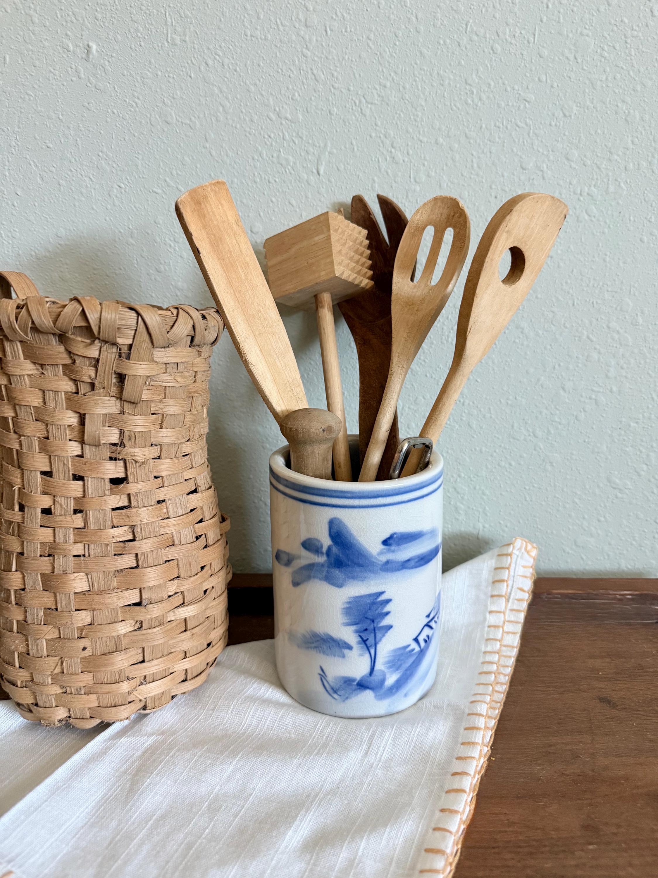 Delft Blue Utensil Holder - Etsy