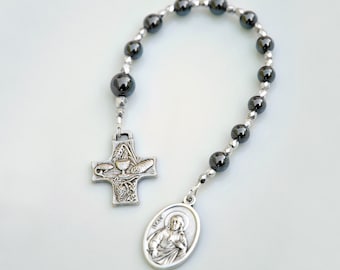 Communion Gift for Boys - Personalized Rosary Pocket Chaplet - Hematite Gemstone Beads Chalice Medal Cross - Catholic First Holy Communion