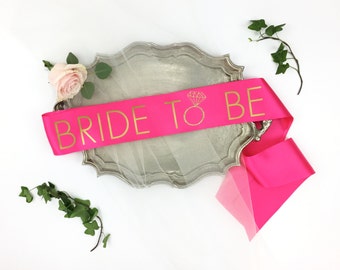 Bachelorette sash -Bride-To-Be Sash with Diamond Ring - bachelorette party accessory - bachelorette sash - bride to be sash