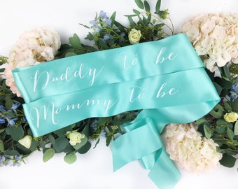 2 PACK SET - Mommy To Be Sash - Daddy to be sash - Parents to be sash - baby gender reveal - Future Mommy- Future Daddy - Future Parents