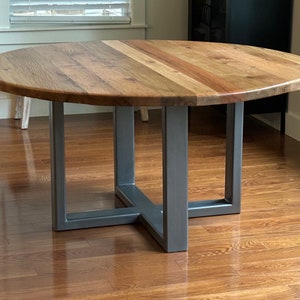 Handmade 60&quot; Reclaimed Oak Chestnut Round Pedestal Dining Table with Steel Base