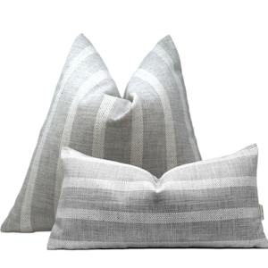 Kussensloop met grijze en witte streep | Lumbaal kussen boerderij