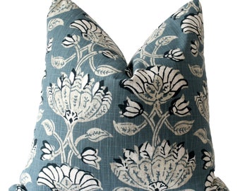 Funda de almohada floral azul denim: estampado de bloques indios, mezcla de lino blanco