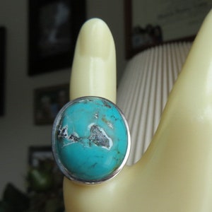 Handcrafted 28.00ctw Genuine Turquoise 925 Sterling Silver Ring Size 8, Weight 13g image 1