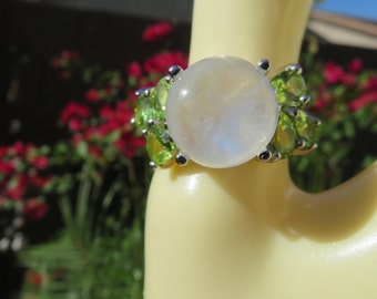 Genuine Moonstone & Peridot 925 Sterling Silver Ring Size 7.5, Wt. 5.8 Grams,