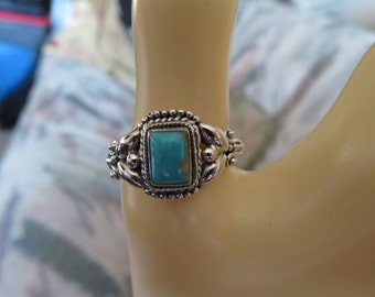 Natural Turquoise Stone 7x5mm Sterling Silver 925 Ring Size 9, Wt. 3.9 Grams