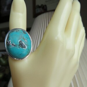 Handcrafted 28.00ctw Genuine Turquoise 925 Sterling Silver Ring Size 8, Weight 13g image 7