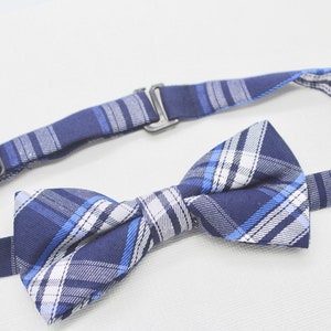 Plaid boys bow tie,  blue plaid bow tie, Christmas bow tie, paid bowtie, kids bow tie, Christmas plaid bow tie, plaid blue bow tie