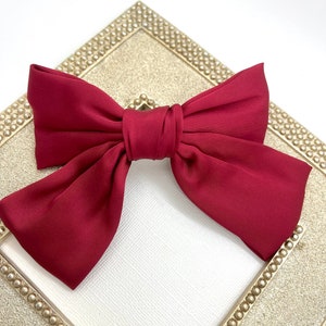 Red satin hair bow, satin hair bow, girls red hair bows, Christmas hair bows, alligator clip hairbow, satin hair clip, red satin hair clip