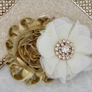 Gold hair clips, flower girl hairbow, gold hair accessory,gold hair clips, gold hairbows, girls bows, boutique hair clips, girls toddler