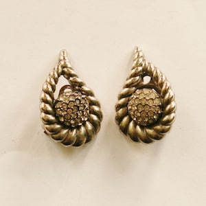 Signed Boucher Silver Crystal Clip On Earrings // Vintage Ladies Designer Earrings // Unusual Silver Clip Ons // Silver Tone Earrings