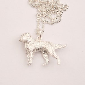 Silber Retriever Hund Anhänger // Versilbert mit 45 cm langer Halskette // Hunde Accessoires // Vintage Modeschmuck