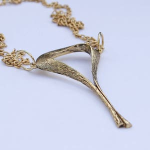 Retro 1970&#39;s Abstract Pendant // Gold Plated // Vintage Necklace // Long Chain // Ladies Costume Jewellery // Made in England