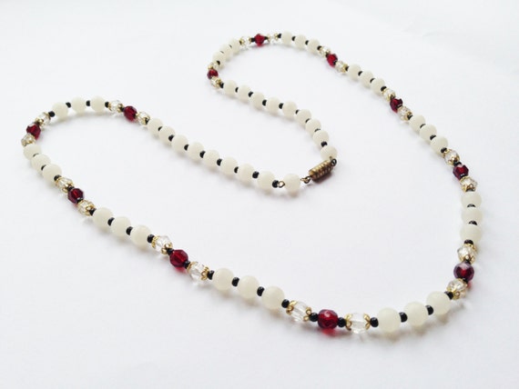 Red White & Black Long Bead Necklace // Genuine 6… - image 2