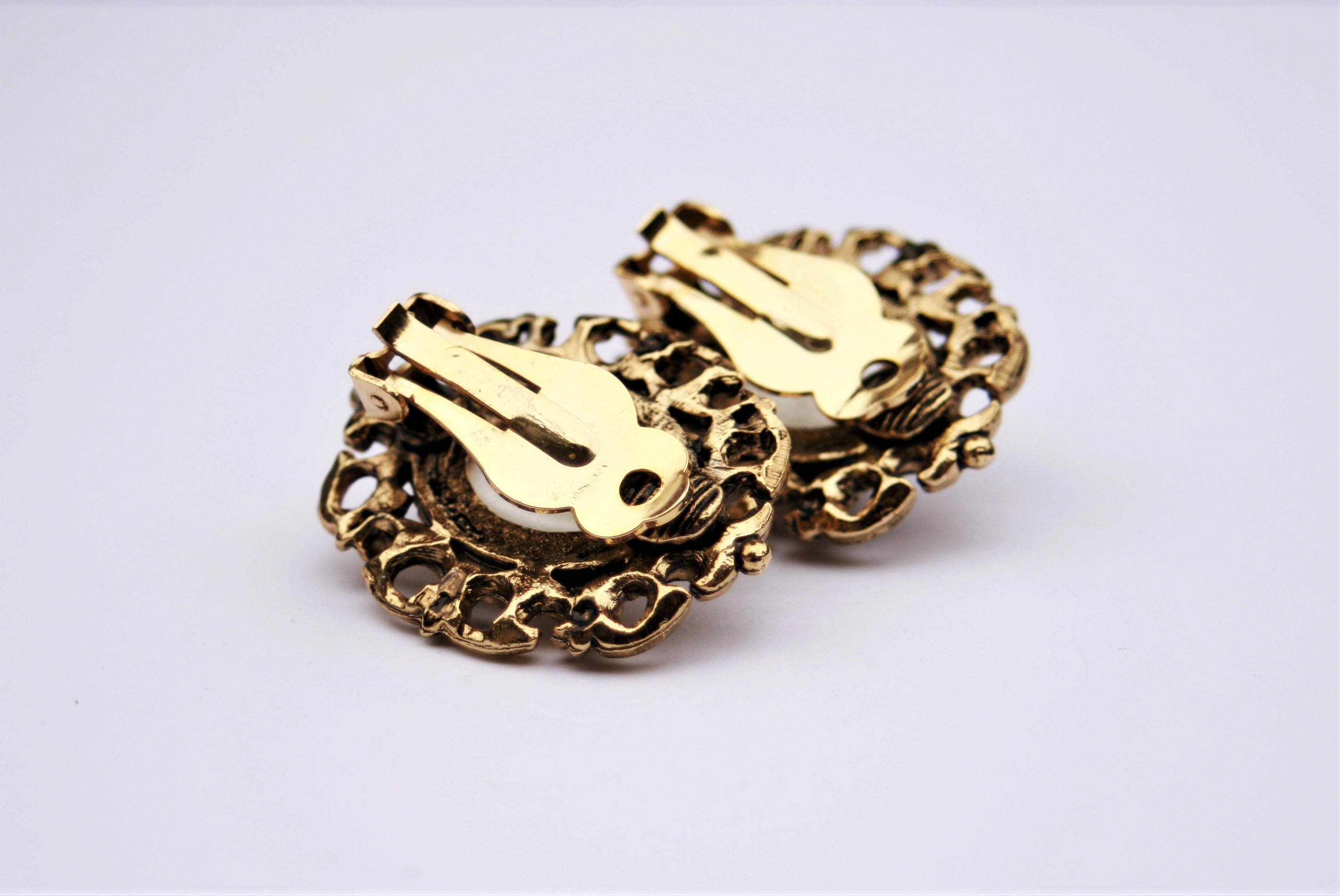 Boucles d'oreilles clip en plaqué or avec noeud vintage et perles facettées en métal - France