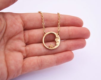 1970s Vintage Gold Moon & Star Pendant Necklace