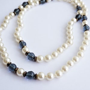 1990&#39;s Faux Pearl CABOUCHON Necklace, 30&quot; Long Glass Pearl Bead Necklace, Knotted Pearls & Blue Beads, Collectable Vintage Jewellery