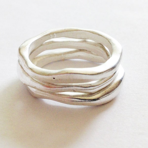 Organic Shaped Ladies Silver Rings // Matt Silver Plated 3 Stack Ring Set // Made in England // Various Sizes