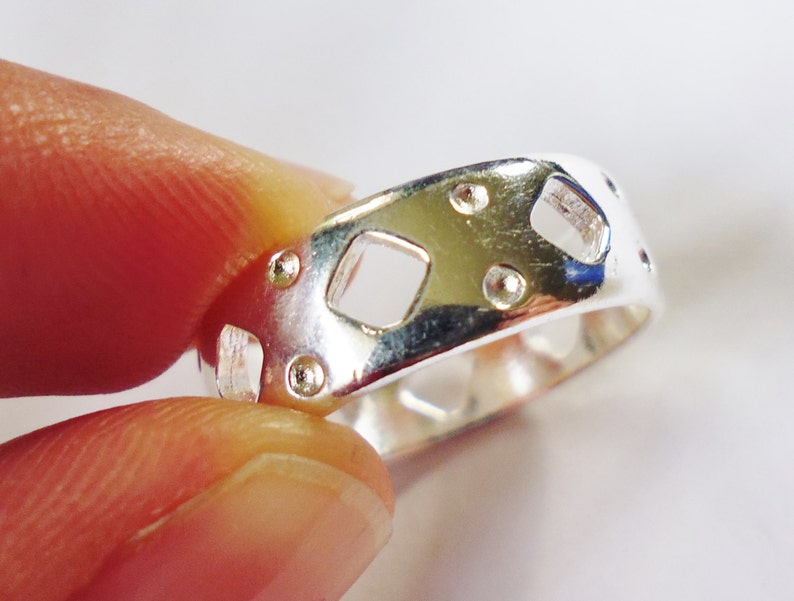 Ladies Patterned Silver Ring Silver Plated Diamond /'Cut-Out/' Ring Vintage 1990/'s Ring Various Sizes Available