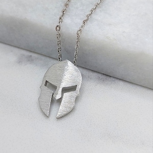 Spartan Helmet Pendant/Men&#39;s Gold Helmet Neckalce/Helmet from Sparta/Spartan Helmet White Gold Pendan/14k Gold handmade Helmet