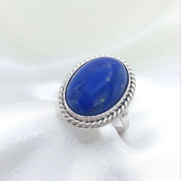 Greek Byzantine 14k White Gold Ring with Lapis Lazuli/Ancient Greek Gold Ring/Vintage Style Gold Ring/Greek Byzantine Ring/Lapis Lazuli Ring