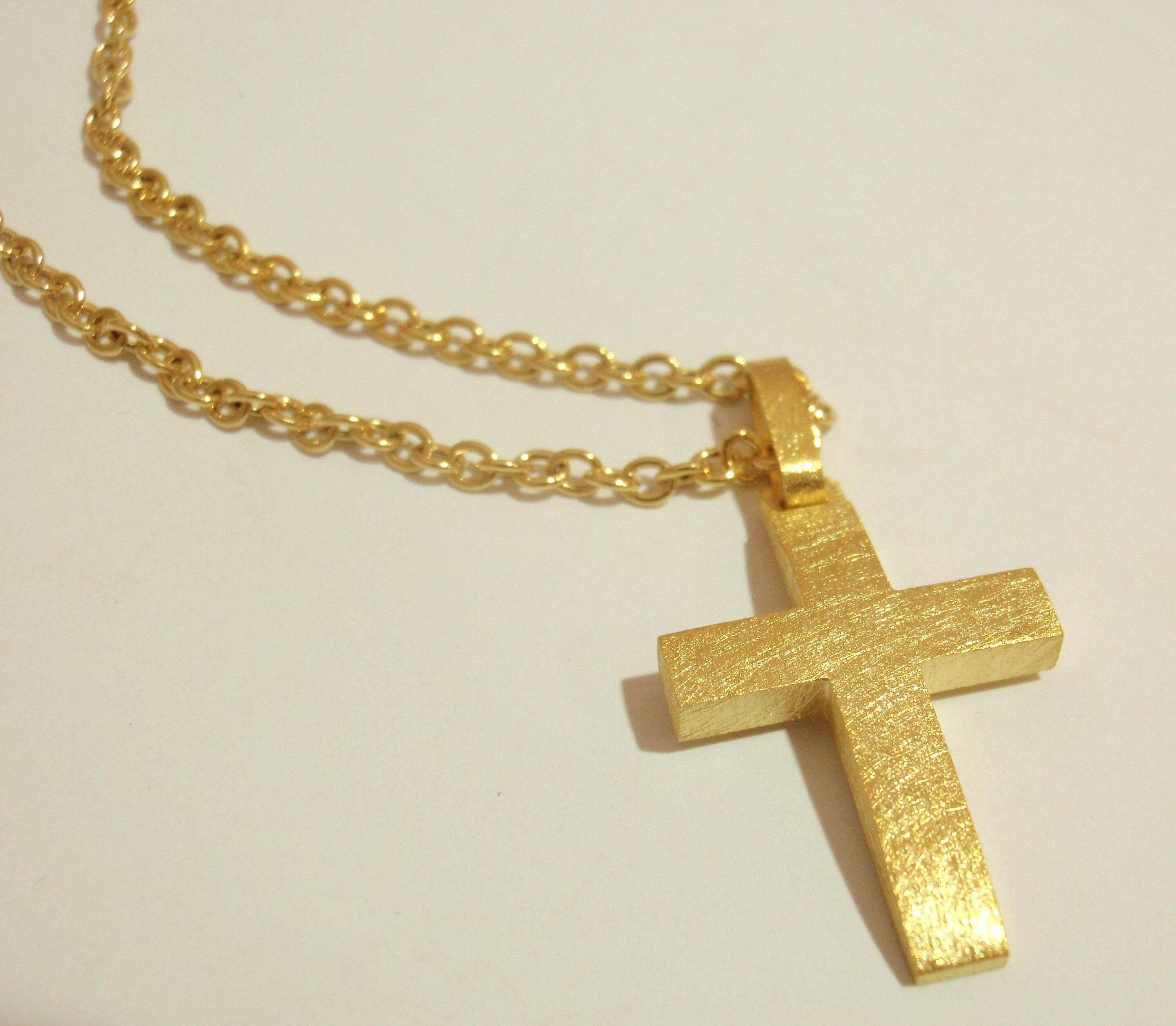 18k solid gold cross Outlet