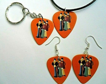 Star Wars A New Hope Guitar Pick Keyring //// Badge //// Earrings //// Necklace