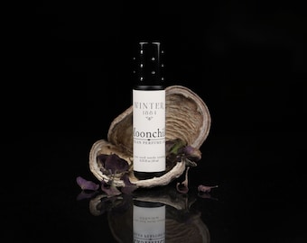 MOON CHILD Natural Perfume Oil Roll On, Large 10 ml Roll-On, Earthy Unisex Scent, Be different, Sophisticated Warm Handmade Vegan Fragrances