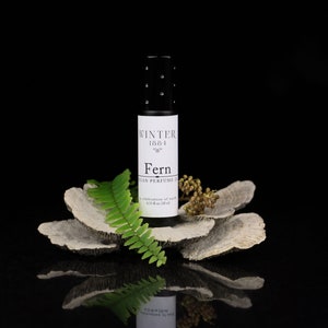 FERN Natural Perfume Oil Roll On, Large 10 ml Roll-On, Earthy Unisex Scent, Be different, Sophisticated Warm Handmade Vegan Fragrances
