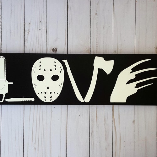 Horror Movie Love wooden sign, I Love Horror, Horror Movie sign, Horror Love sign, Scary Movie, Scary Movie Love, I love Scary Movies sign