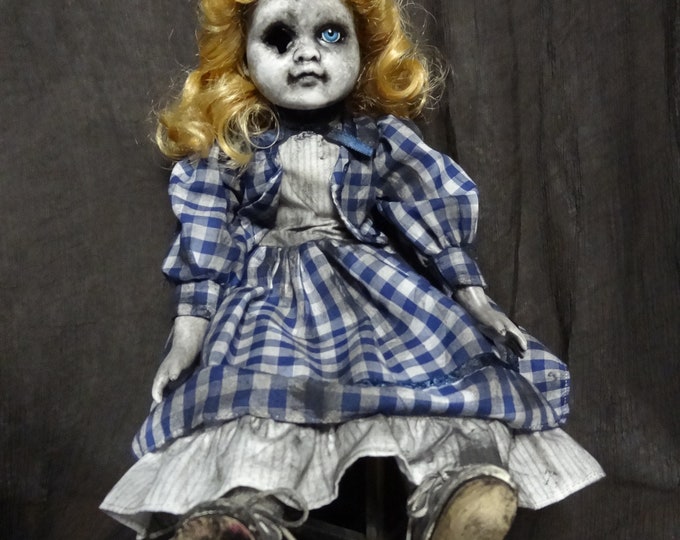 Creepy Doll With One Eye Musical Wind up Spooky Girl Doll Scary Doll ...