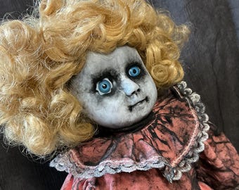 Creepy Porcelain Doll, Spooky Old Fashioned Girl, Day of the Dollies